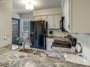 5200  Martel Avenue  9B, Dallas Texas 75206