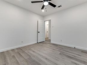 3242  Pine Street , Dallas Texas 75215