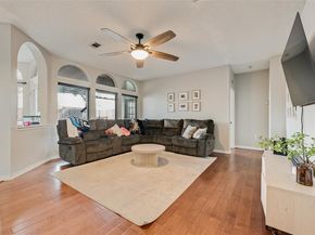 1725  Sheffield Drive , Garland Texas 75040