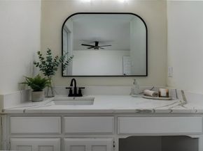 1052  Fox River Lane , Fort Worth Texas 76120