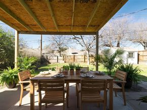 1052  Fox River Lane , Fort Worth Texas 76120