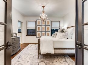 7002  Lakewood Boulevard , Dallas Texas 75214