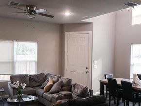 1908  Amanda Avenue , Fort Worth Texas 76105