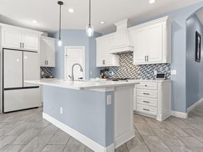 2512  High Crest Avenue , Fort Worth Texas 76111