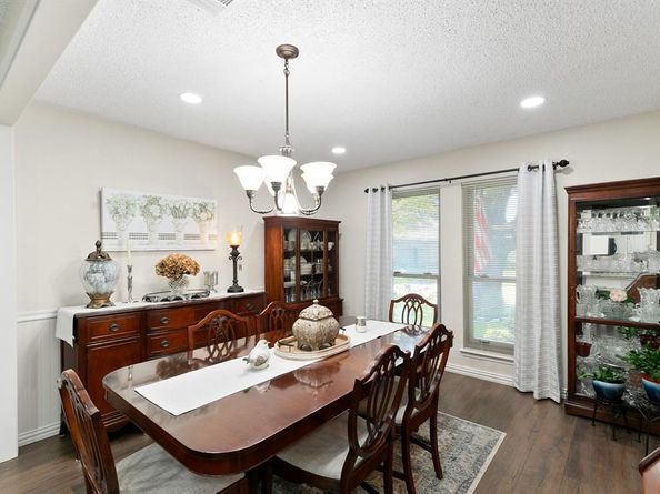 417  Stroud Lane , Garland Texas 75043
