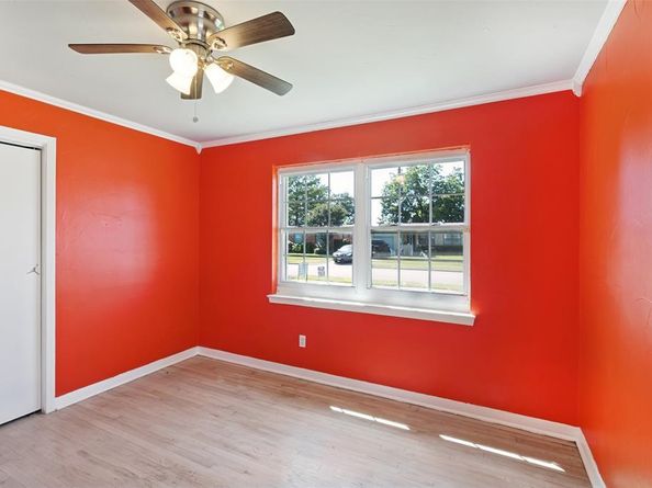 10932  Dunaway Drive , Dallas Texas 75228
