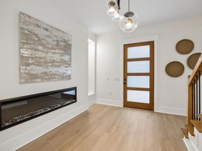 1206  Vermont Avenue , Dallas Texas 75216