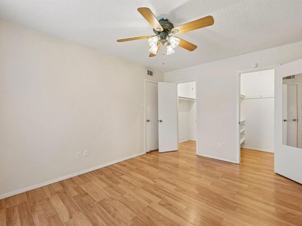 2604  Winding Creek Drive , Carrollton Texas 75007