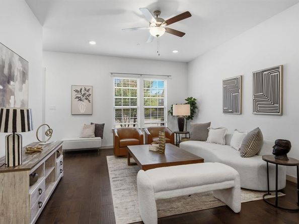 2221  Lasso Lane , Carrollton Texas 75010