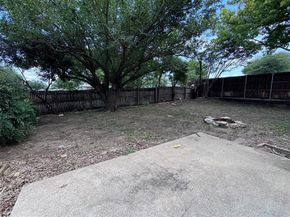 601  Elektoy Way , Fort Worth Texas 76108