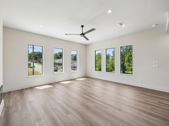 2307  Kings Road , Dallas Texas 75219