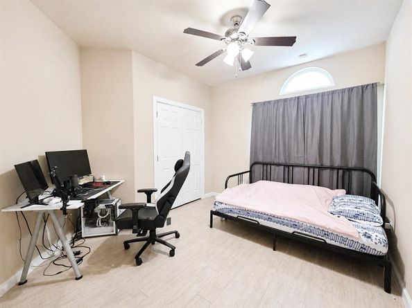 6802  Christina Lane , Garland Texas 75043