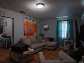315  Avenue G Avenue , Dallas Texas 75203