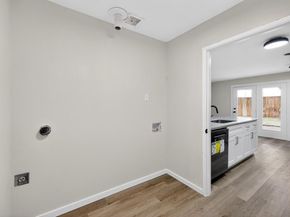 8617  Flicker Lane , Dallas Texas 75238