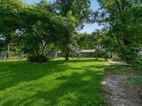 1120  Warden Street , Benbrook Texas 76126