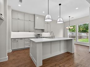 3711  Metropolitan Avenue , Dallas Texas 75210