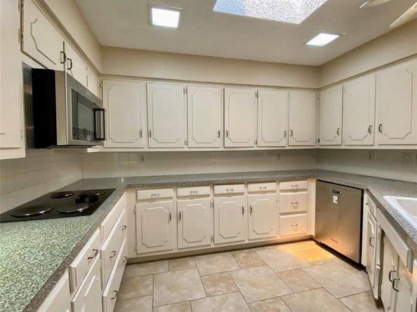 909  Hillsdale Drive , Richardson Texas 75081