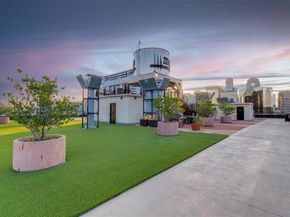 2220  Canton Street  101, Dallas Texas 75201
