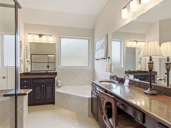 616  Caudle Lane , Savannah Texas 76227