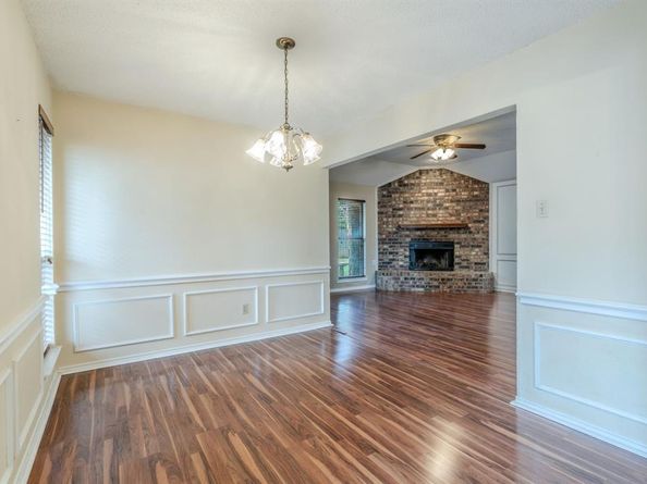 2119  Turf Club Drive , Arlington Texas 76017