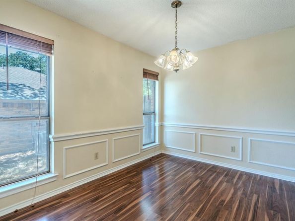 2119  Turf Club Drive , Arlington Texas 76017