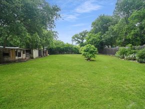 1455  Honor Drive , DeSoto Texas 75115