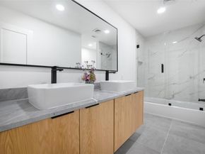 9622  Hilldale Drive , Dallas Texas 75231