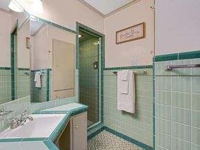 1815 N Bell Avenue , Denton Texas 76209