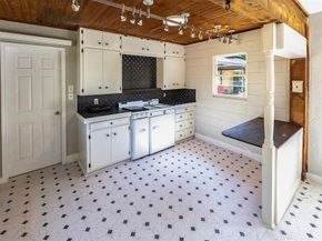 1815 N Bell Avenue , Denton Texas 76209