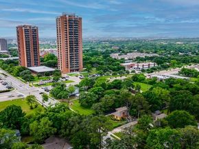 1815 N Bell Avenue , Denton Texas 76209