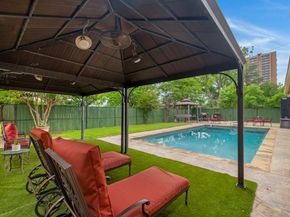 1815 N Bell Avenue , Denton Texas 76209