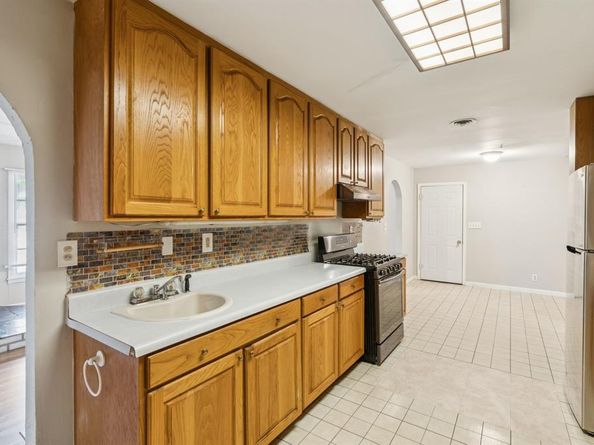 5313  Fossil Drive , Haltom City Texas 76117