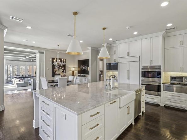 17611  Cedar Creek Canyon Drive , Dallas Texas 75252