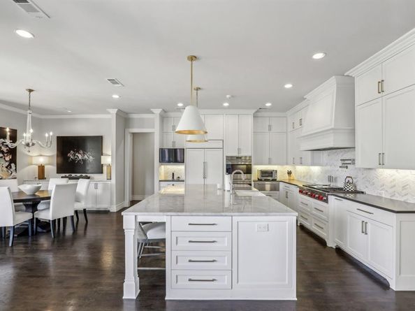 17611  Cedar Creek Canyon Drive , Dallas Texas 75252