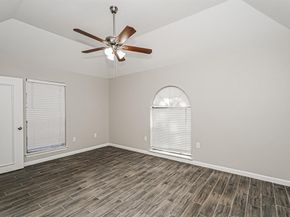 2206  Reading Road , Arlington Texas 76011