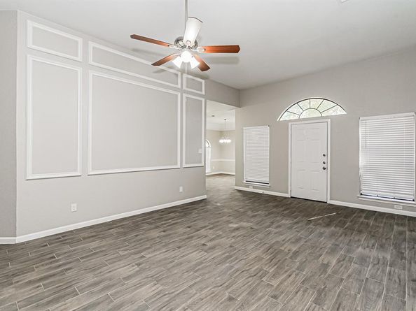 2206  Reading Road , Arlington Texas 76011