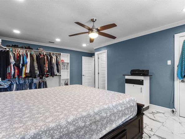 4006  Mayflower Drive , Garland Texas 75043