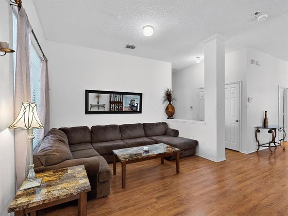 2919  Beau Drive , Mesquite Texas 75181