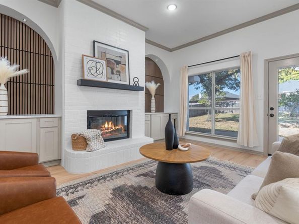 406  Fall Cedar Drive , Fort Worth Texas 76108