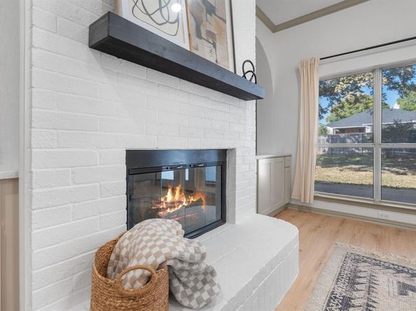 406  Fall Cedar Drive , Fort Worth Texas 76108