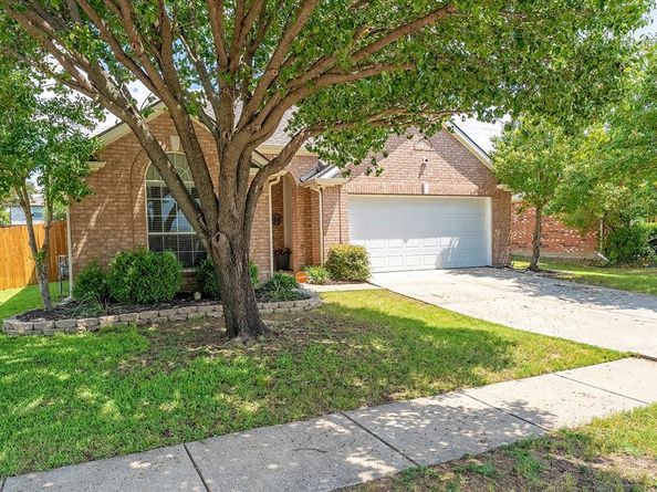 2609  Cowboy Trail , Little Elm Texas 75068