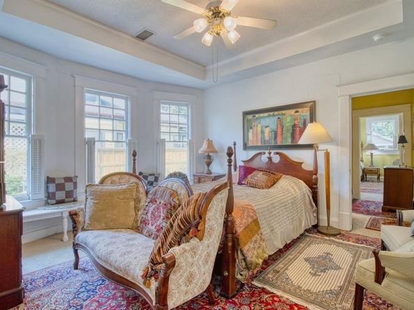 4807  Sycamore Street , Dallas Texas 75204