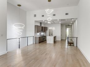 1521 N Haskell Avenue , Dallas Texas 75204