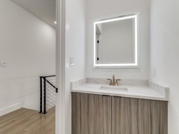 1521 N Haskell Avenue , Dallas Texas 75204