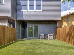 1521 N Haskell Avenue , Dallas Texas 75204
