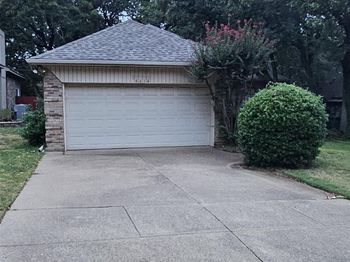 6016  Paradise Drive 