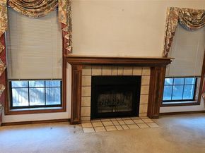6016  Paradise Drive , Arlington Texas 76001