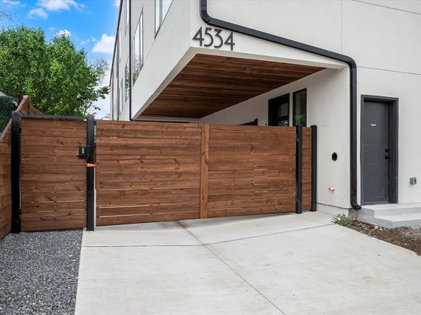 4534  Lake Avenue , Dallas Texas 75219