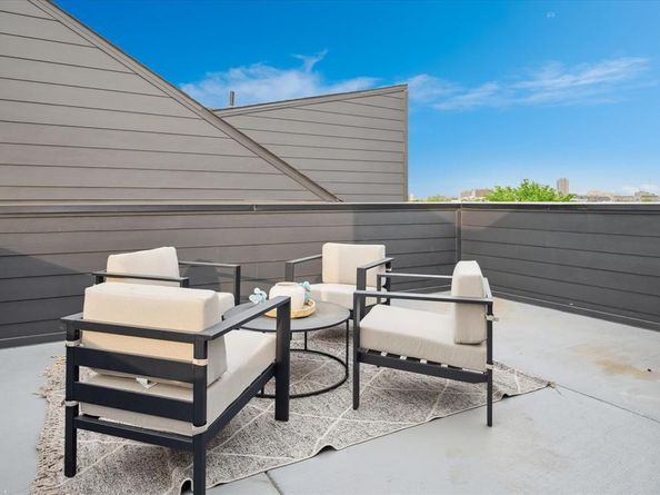 4534  Lake Avenue , Dallas Texas 75219
