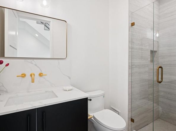 4534  Lake Avenue , Dallas Texas 75219